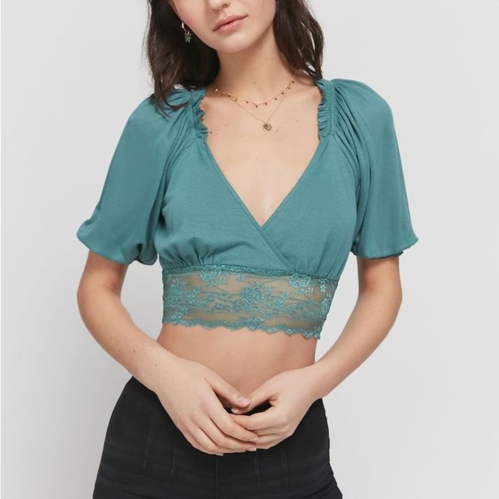 Urban outfitters samara plunging surplice cropped top